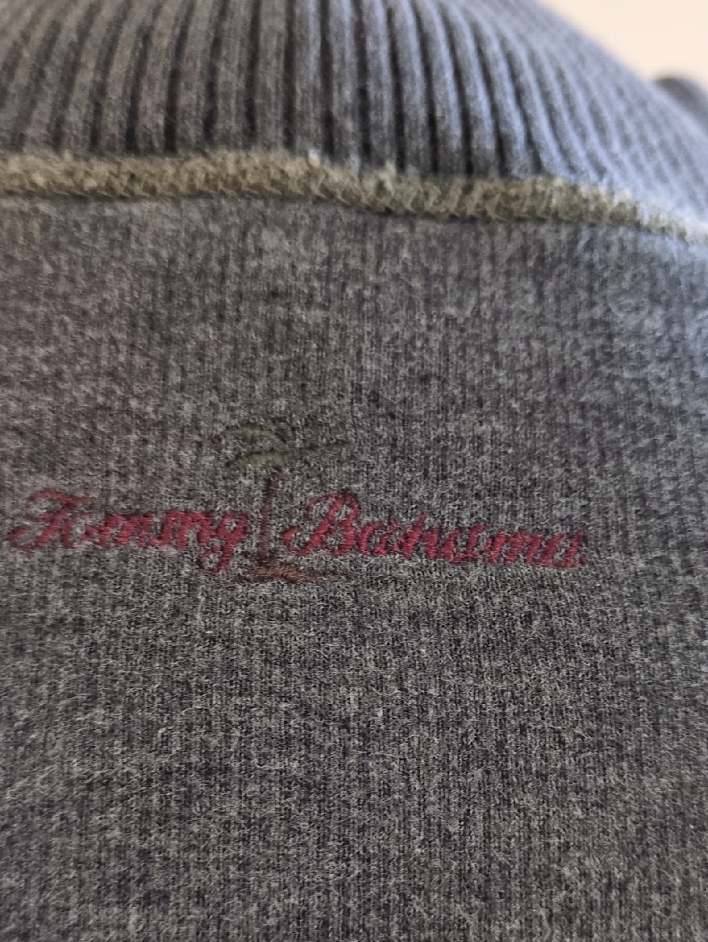 Tommy Bahama Men's quarter zip Sweater - Reversible Charcoal/light green - Picture 2 of 4